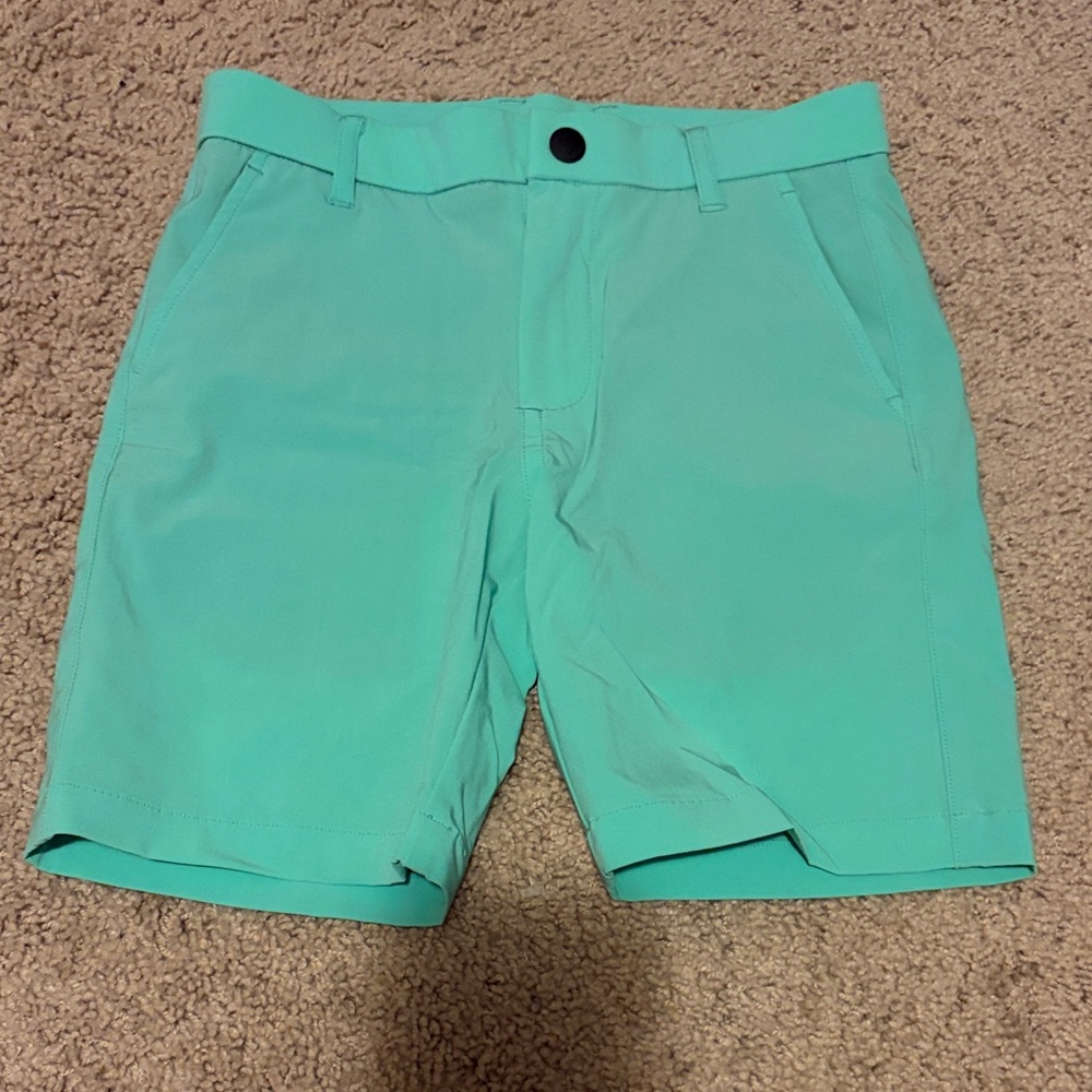 EUC Greyson boys golf Shorts